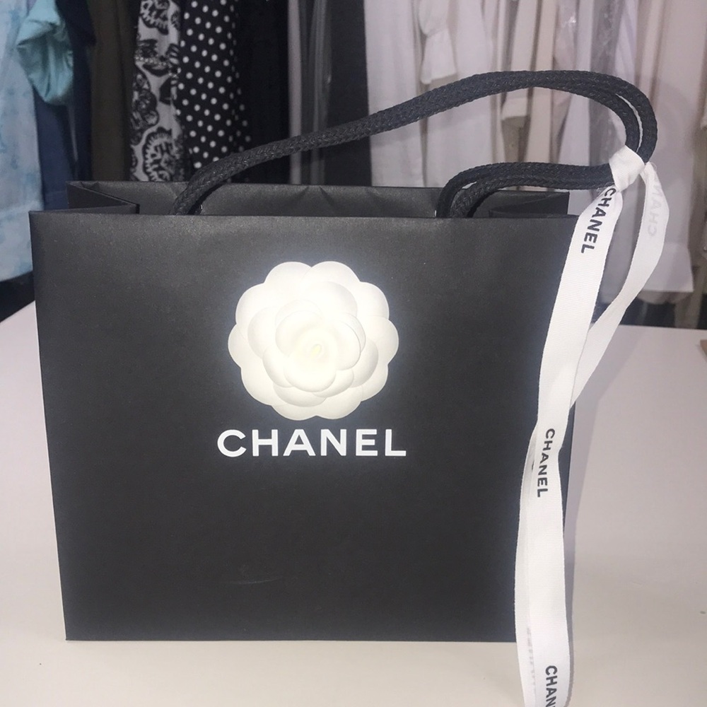 CHANEL Black Quilted Leather Bag